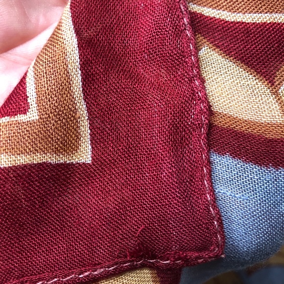 D&C Scarf Red Beige Embroidered Silky 27”X 70” - Picture 12 of 14